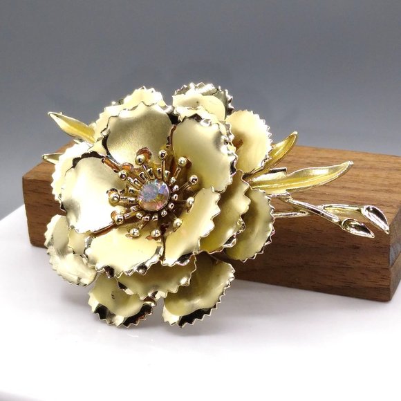 Coro Jewelry - Vintage Floral Coro Brooch, Dimensional Flower Pin with Aurora Borealis Center
